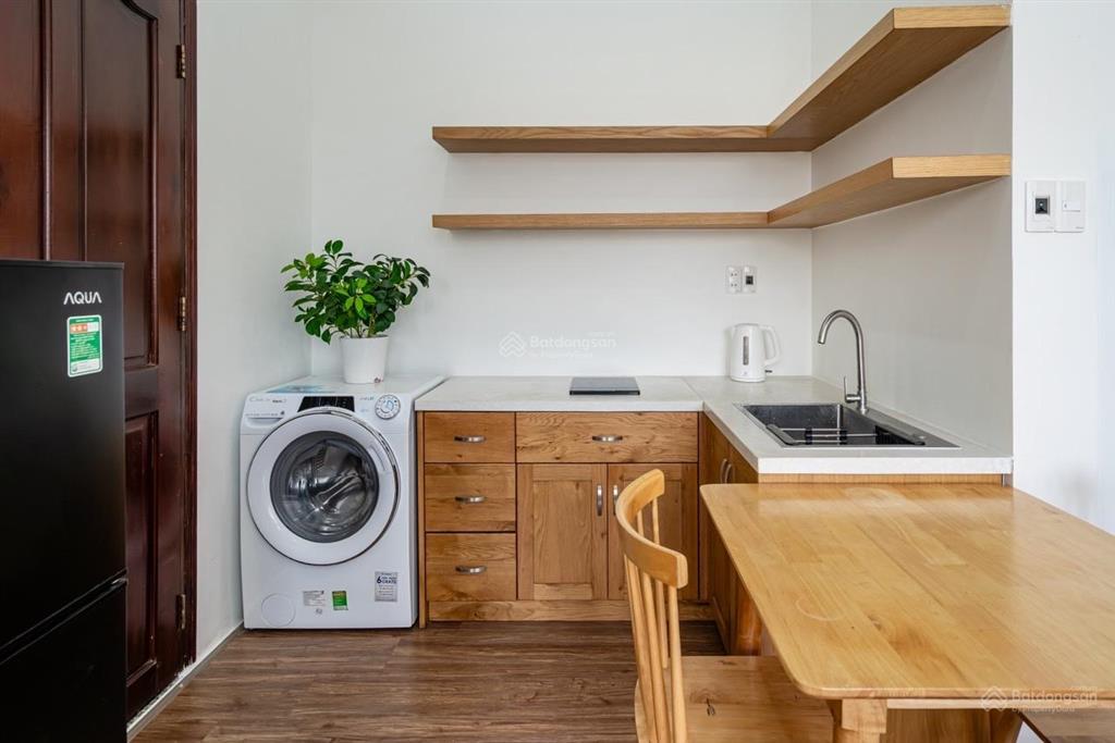 Cho thuê căn hộ 30m2 tone gỗ gần chợ bà chiểu, phú nhuận ngay bình thạnh đường nơ trang long