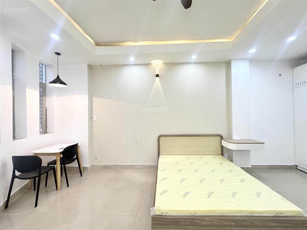 Căn hộ 45m2 ban công mới 100% có máy giặt riêng ngay huỳnh văn bánh gần trường sa, lê văn sỹ, q3