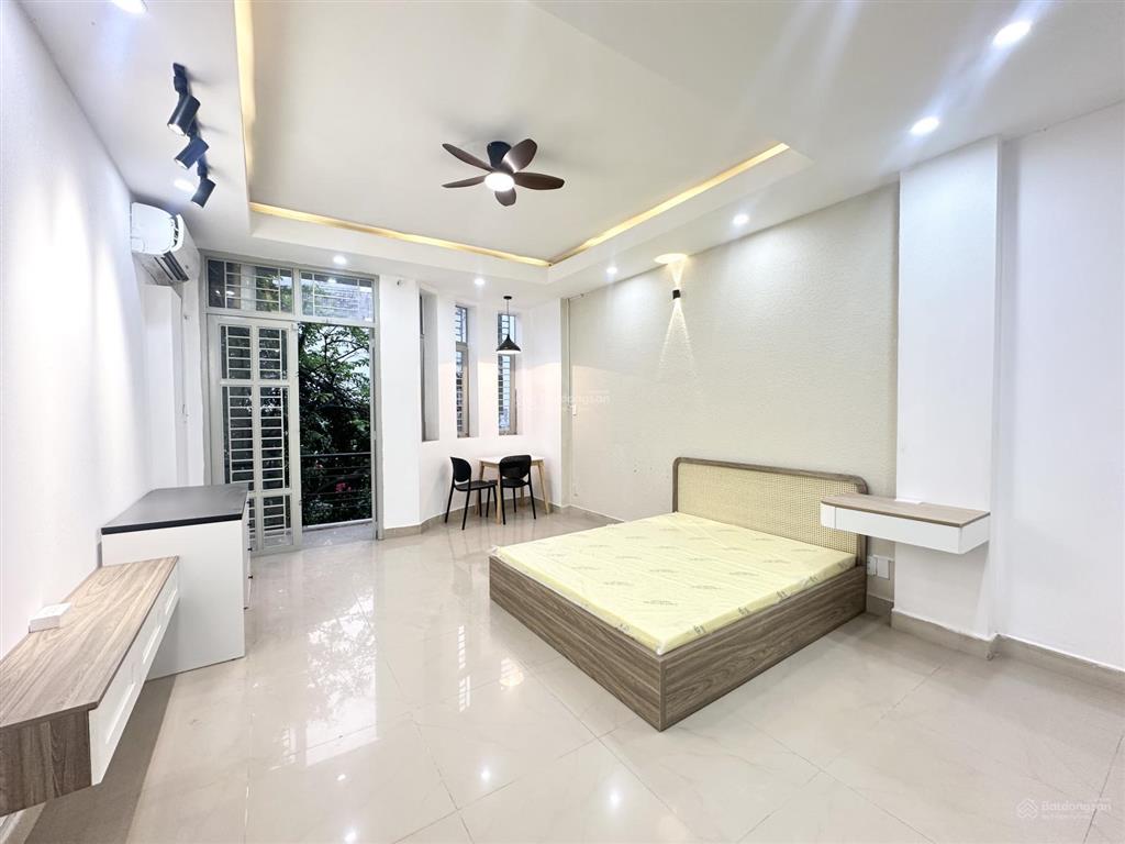 Căn hộ 45m2 ban công mới 100% có máy giặt riêng ngay huỳnh văn bánh gần trường sa, lê văn sỹ, q3