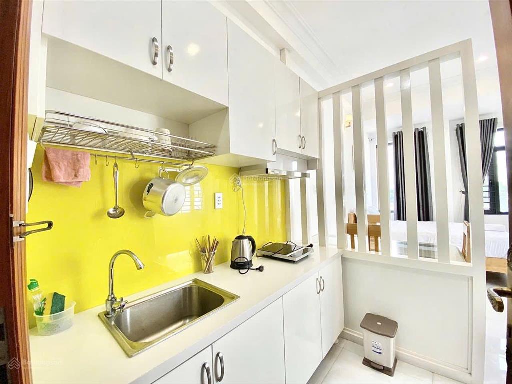 Cho thuê chung cư mini 35m2 phú nhuận gần sân bay  tân bình full nội thất, có thang máy, hầm xe