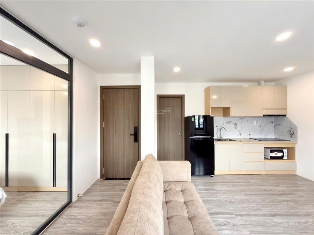 Thuê ngay căn hộ 1 phòng ngủ 40m2, ban công, full nội thất gần q1 đường nơ trang long