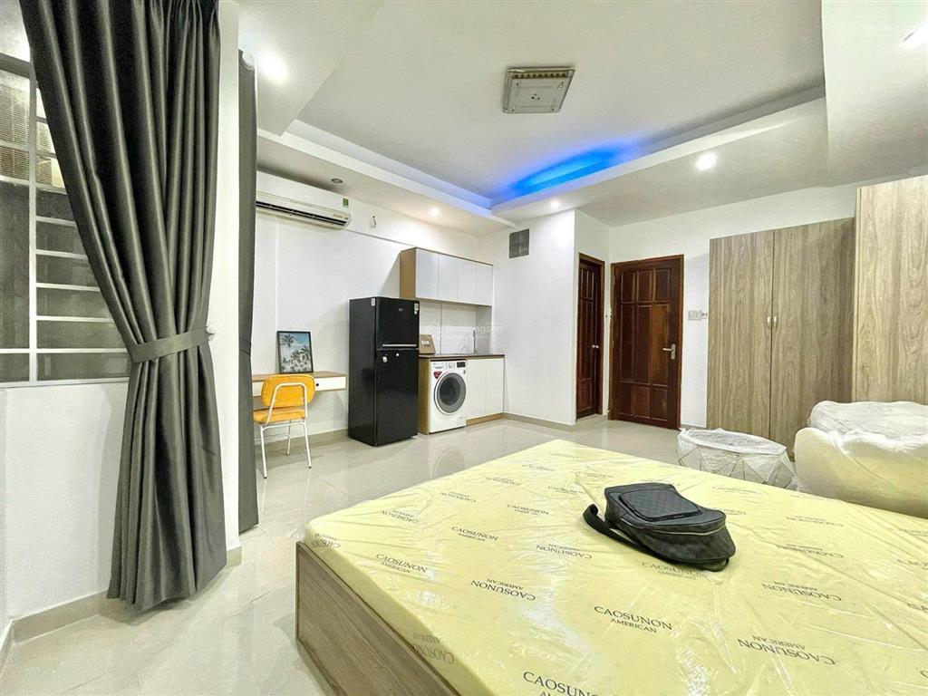 Căn hộ dịch vụ 40m2 ban công, máy giặt riêng, full nội thất gần q1, hàng xanh ngay chợ bà chiểu