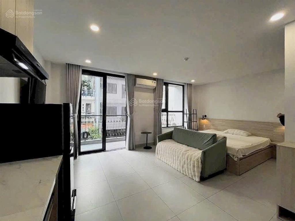 Căn hộ dịch vụ 38m2 ban công full nội thất khu phan xích long gần q1, q3 đường nguyễn công hoan