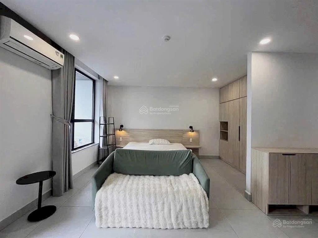 Căn hộ dịch vụ 38m2 ban công full nội thất khu phan xích long gần q1, q3 đường nguyễn công hoan