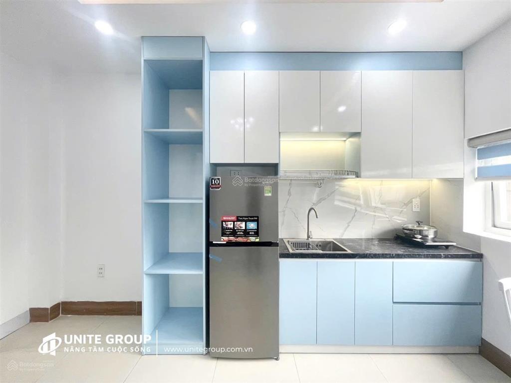 Phòng trọ 30m2 mới cửa sổ thoáng gần phú nhuận, phan xích long, q1, q3 ngay phố ẩm thực vạn kiếp