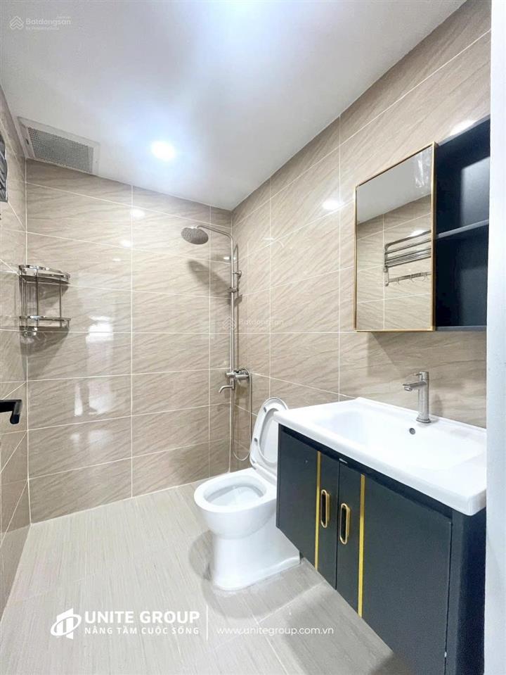 Phòng trọ 30m2 mới cửa sổ thoáng gần phú nhuận, phan xích long, q1, q3 ngay phố ẩm thực vạn kiếp
