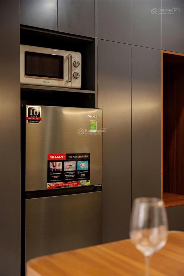 Căn hộ 1 phòng ngủ ban công lớn cực thoáng nội thất cao cấp ở nguyễn cửu vân giáp quận 1