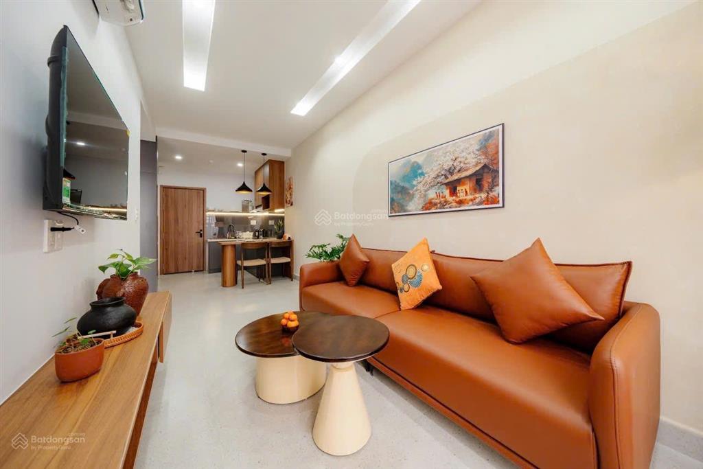 Căn hộ 1 phòng ngủ ban công lớn cực thoáng nội thất cao cấp ở nguyễn cửu vân giáp quận 1