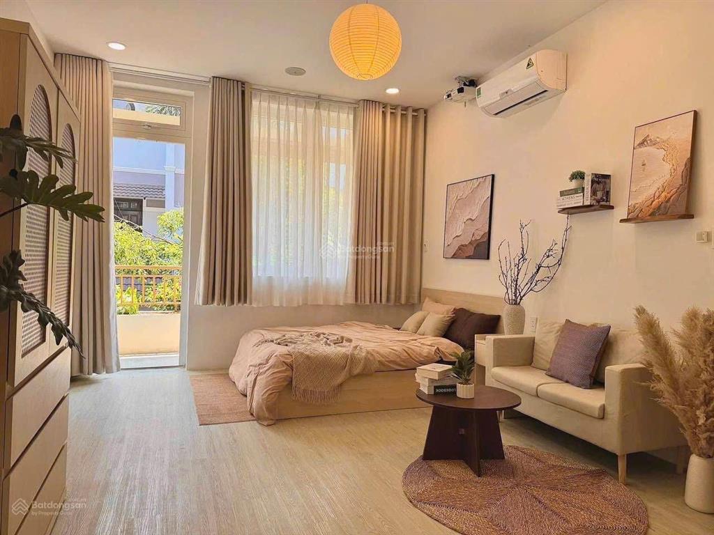 Khai trương căn hộ tách bếp balcon thoáng, nội thất hiện đại ngay khu phan xích longvũ huy tấn