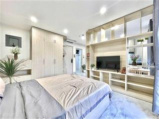 Căn hộ nhiều cửa sổ, tách bếp, máy giặt riêng, nhà thang máy, hầm xe lớn nguyễn xí bình thạnh