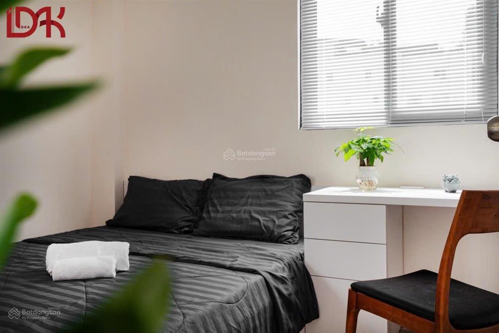 Căn hộ 1 phòng ngủ ban công nhà thang máy tách bếp riêng ban công lớn ở bùi đình tuý bình thạnh