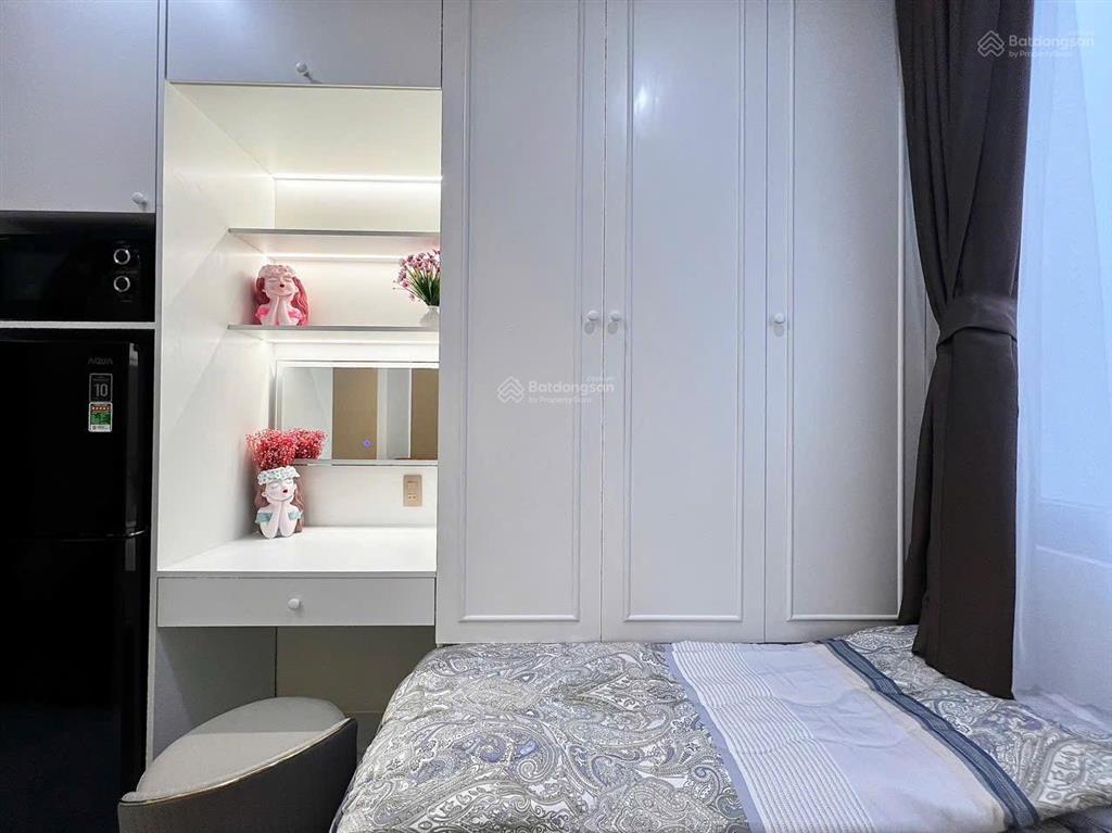 Căn hộ cửa sổ lớn, khu bếp xa giường, full nội thất cao cấp, ở nơ trang long bình thạnh gần uef vlu