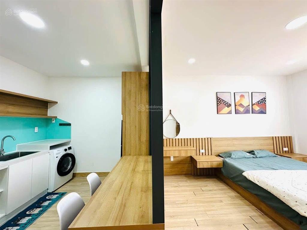 Căn hộ 1 phòng ngủ nhiều cửa sổ thoáng, máy giặt riêng, phòng ngủ rộng, ở võ oanh gần uth, uef