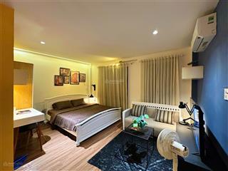 Căn hộ nhiều cửa sổ quanh phòng sáng thoáng, khu bếp xa giường, phan văn hân sát q1 giá chỉ hơn 7tr