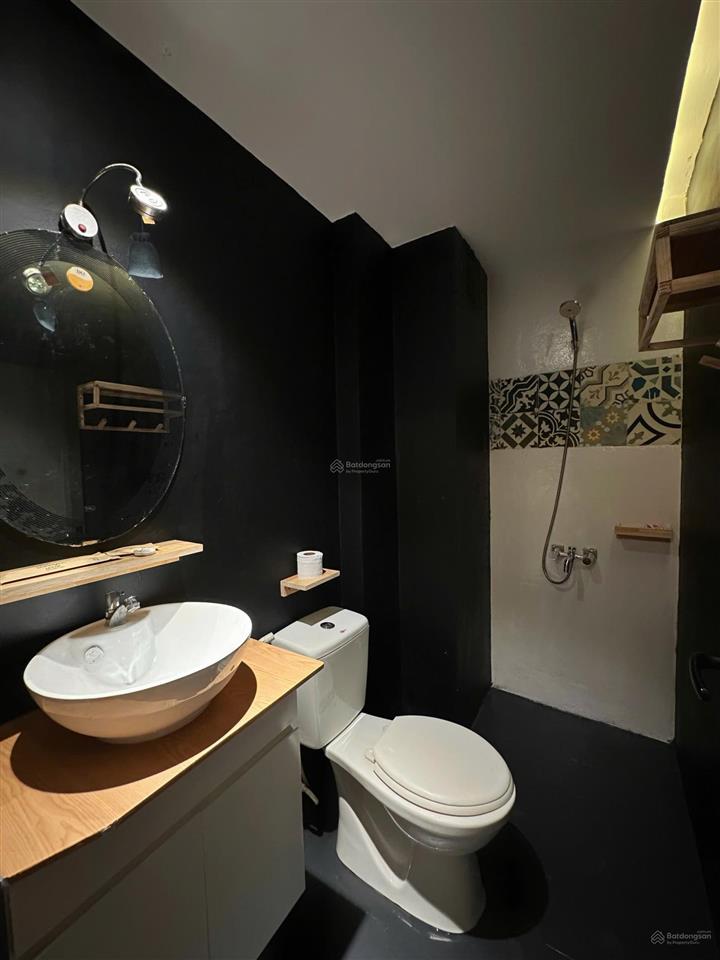 Căn hộ nhiều cửa sổ quanh phòng sáng thoáng, khu bếp xa giường, phan văn hân sát q1 giá chỉ hơn 7tr