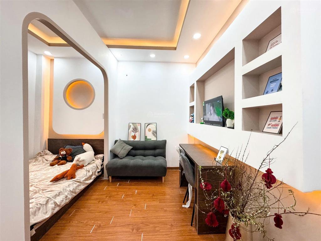 Cho thuê căn hộ 1 phòng ngủ ban công lớn, khu bếp riêng, full nội thất  xvnt bình thạnh gần quận 1