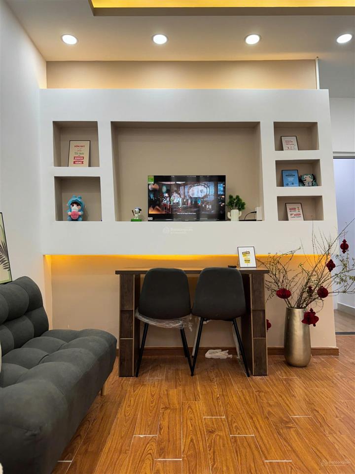 Cho thuê căn hộ 1 phòng ngủ ban công lớn, khu bếp riêng, full nội thất  xvnt bình thạnh gần quận 1