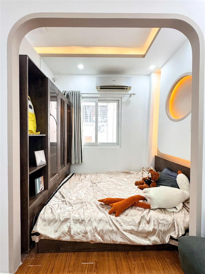 Cho thuê căn hộ 1 phòng ngủ ban công lớn, khu bếp riêng, full nội thất  xvnt bình thạnh gần quận 1