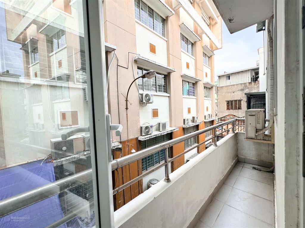 Cho thuê căn hộ 1 phòng ngủ ban công lớn, khu bếp riêng, full nội thất  xvnt bình thạnh gần quận 1
