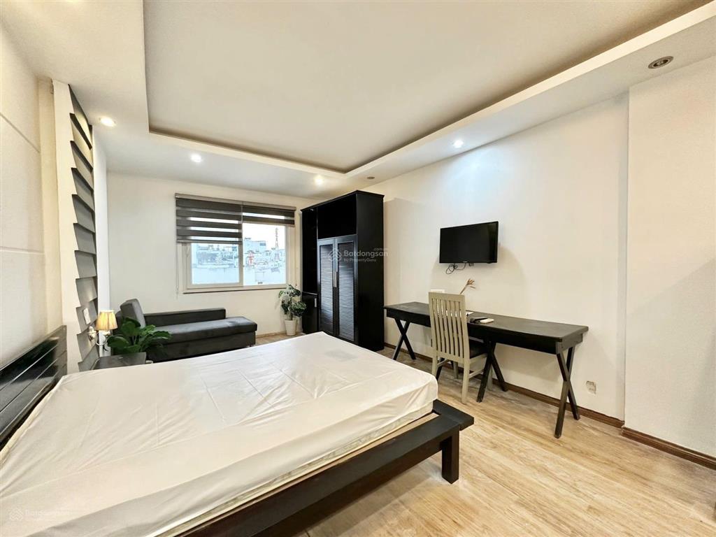 Cho thuê căn hộ 40m cửa sổ lớn, bếp xa giường full nội thất, xô viết nghệ tĩnh, bình thạnh gần q1