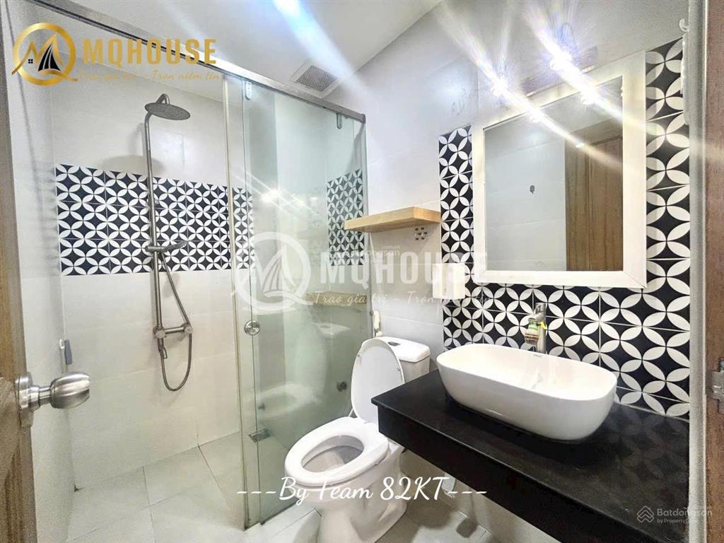 Căn hộ ban công lớn trương quốc dung tách bếp riêng, cửa sổ quanh phòng, full nội thất sát quận 1