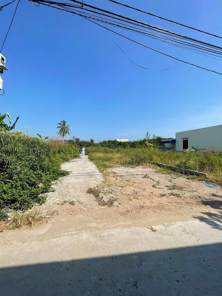 Giá 8xx triệu – Lô đất gần chợ Bàng La, ngõ bê tông ô tô vào, diện tích đẹp  ZALO 0567