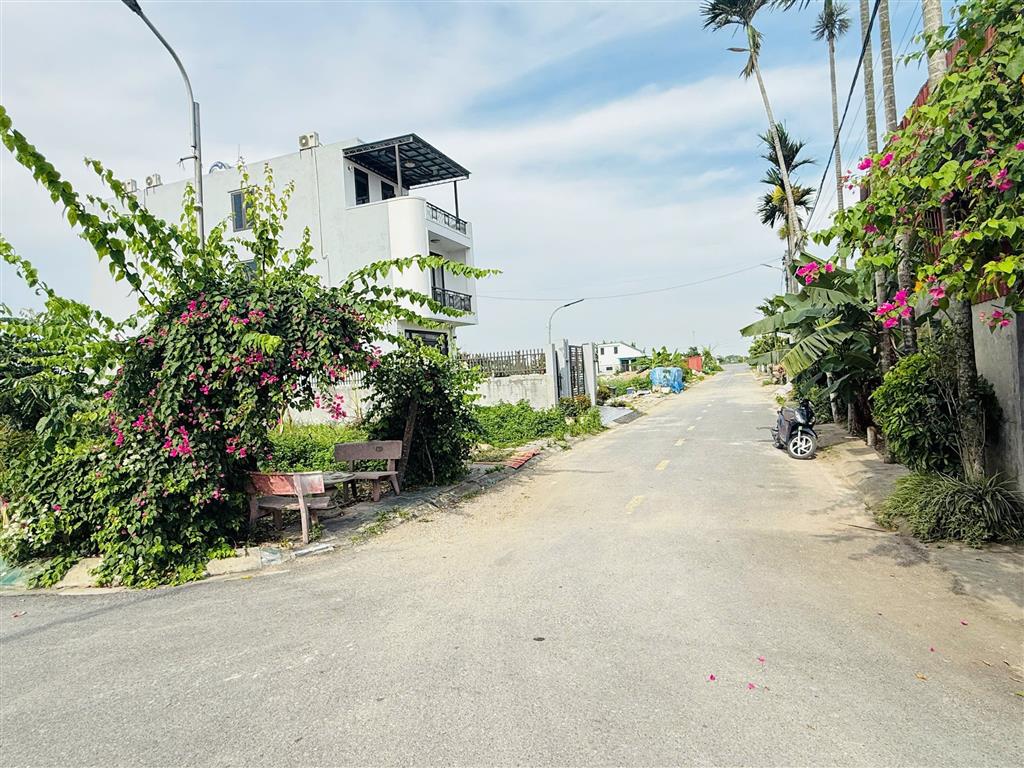 Bán lô đất đấu giá Kim Đới 3, xã Hữu Bằng, huyện Kiến Thụy, Hải Phòng.
