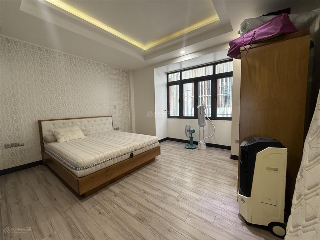 Cho thuê np đẹp tại khu đô thị him lam kênh tẻ, 60 triệu, 100m2, full nội thất