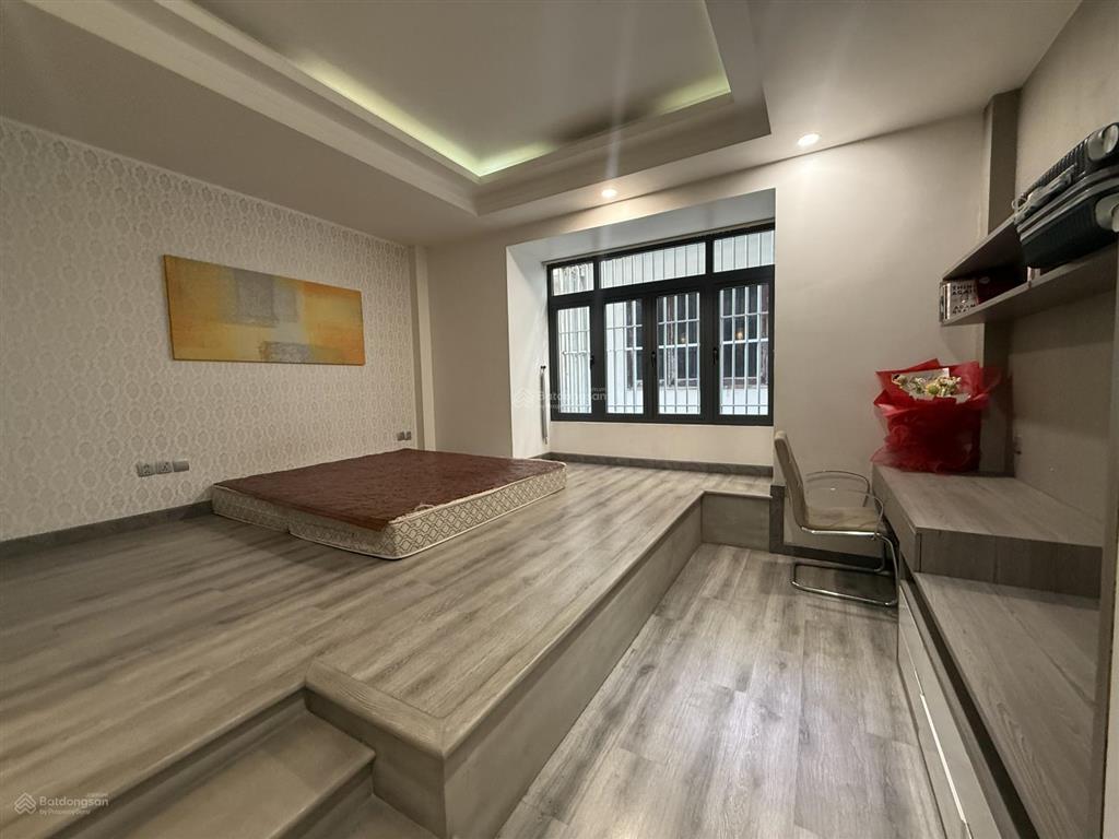 Cho thuê np đẹp tại khu đô thị him lam kênh tẻ, 60 triệu, 100m2, full nội thất