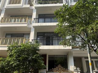 Cho thuê np đẹp tại khu đô thị him lam kênh tẻ, 60 triệu, 100m2, full nội thất