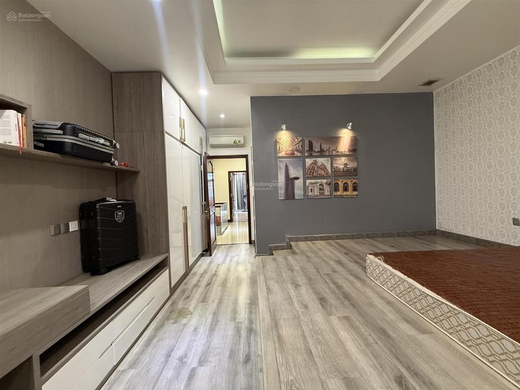 Cho thuê np đẹp tại khu đô thị him lam kênh tẻ, 60 triệu, 100m2, full nội thất