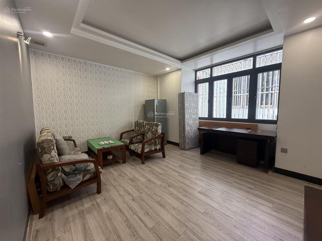 Cho thuê np đẹp tại khu đô thị him lam kênh tẻ, 60 triệu, 100m2, full nội thất