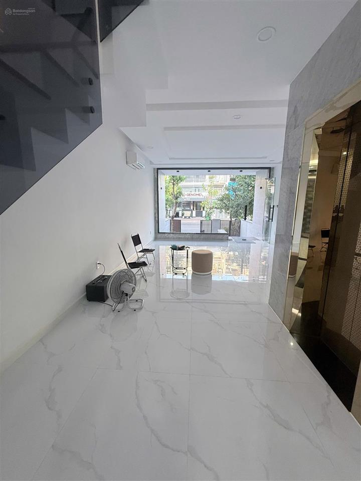 Cho thuê văn phòng 80 triệu (nhà mới), 100m2 tại khu đô thị him lam kênh tẻ, quận 7, tp.hcm
