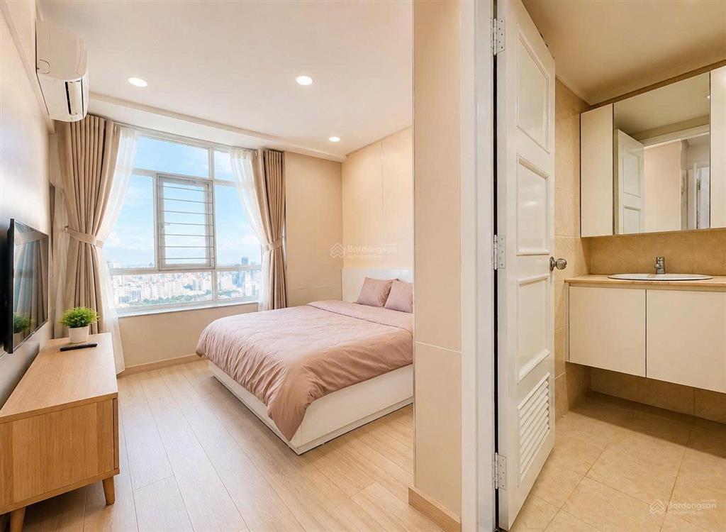 Chính chủ cần bán nhanh căn hộ 94m2  hagl  2pn  2wc  nội thất đầy đủ