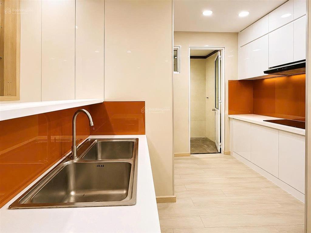 Chính chủ cần bán nhanh căn hộ 94m2  hagl  2pn  2wc  nội thất đầy đủ