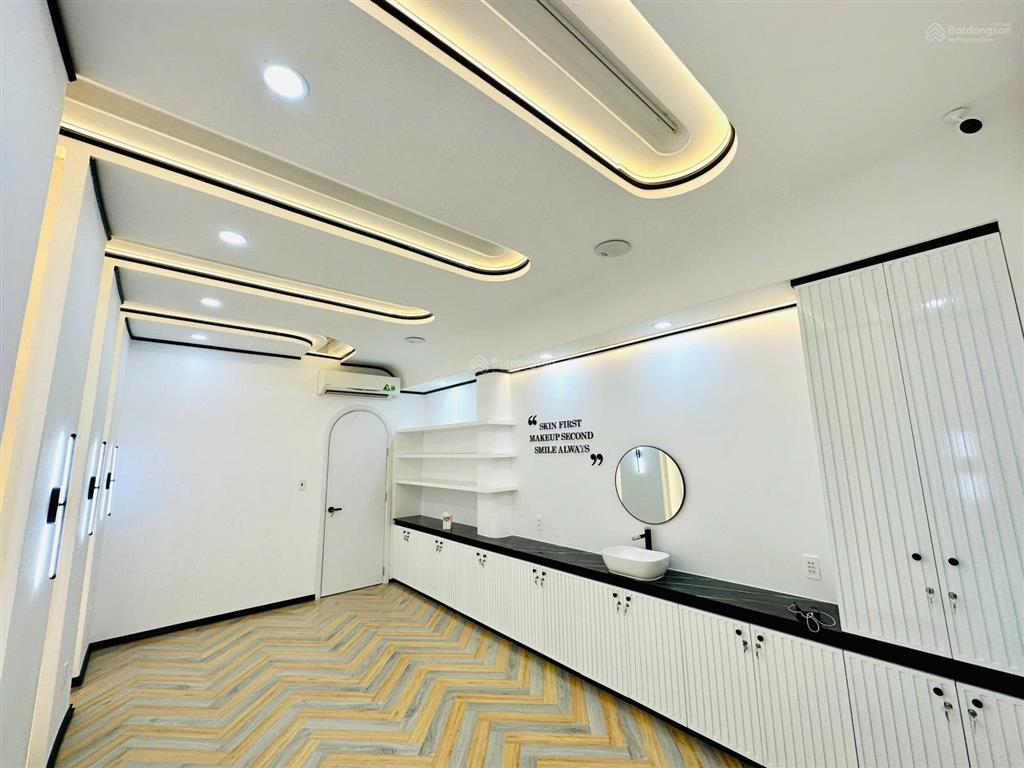 Nhà đang kinh doanh lê văn sỹ, phú nhuận, nội thất minimalist mới decor