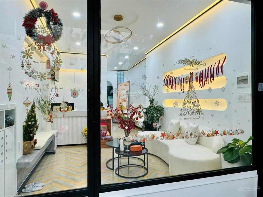 Nhà đang kinh doanh lê văn sỹ, phú nhuận, nội thất minimalist mới decor