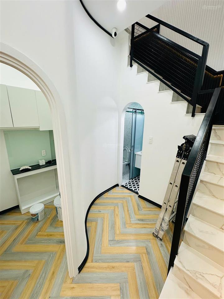 Nhà đang kinh doanh lê văn sỹ, phú nhuận, nội thất minimalist mới decor