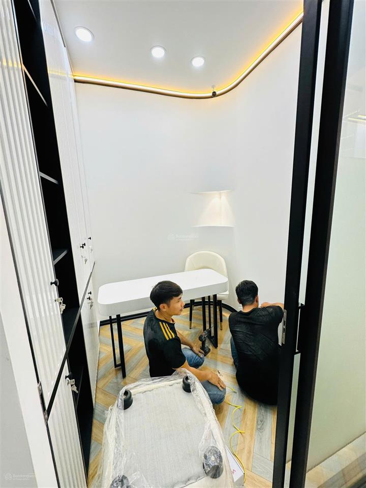 Nhà đang kinh doanh lê văn sỹ, phú nhuận, nội thất minimalist mới decor