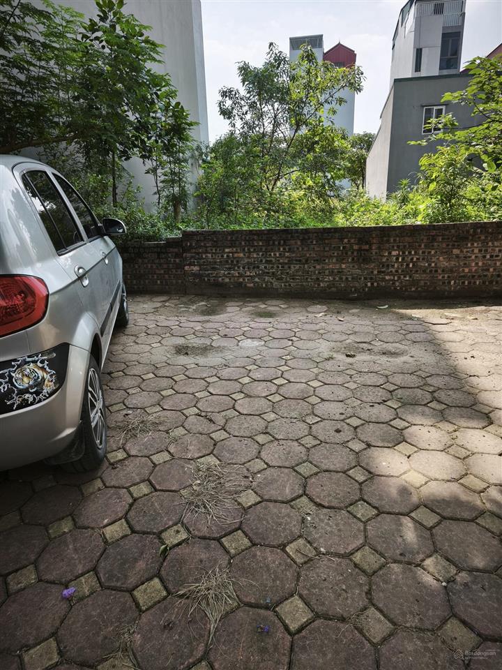 42m2 tđc trâu quỳ view vườn hoa phân lô vỉa hè 3 ô tô tránh kd gần hành chính công gia lâm 8.4 tỷ