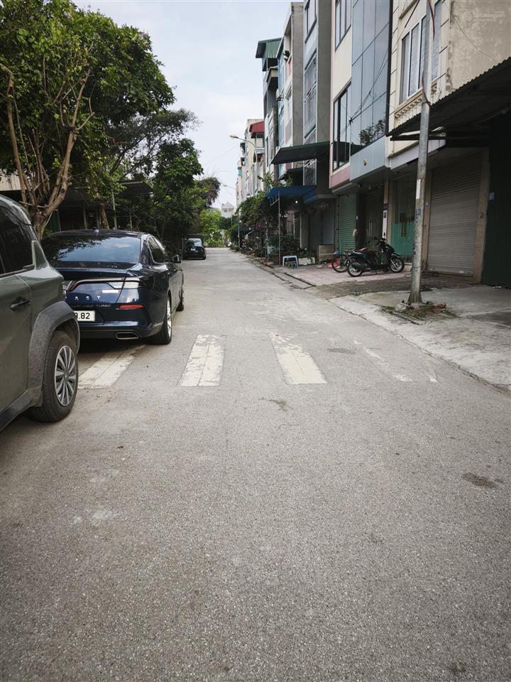 40m2 tđc trâu quỳ view vườn hoa phân lô vỉa hè 3 ô tô tránh kd nhỉnh 8 tỷ