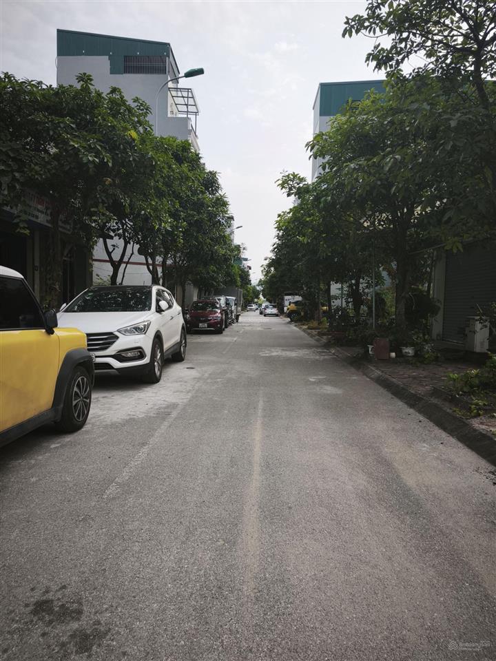40m2 tđc trâu quỳ view vườn hoa phân lô vỉa hè 3 ô tô tránh kd nhỉnh 8 tỷ