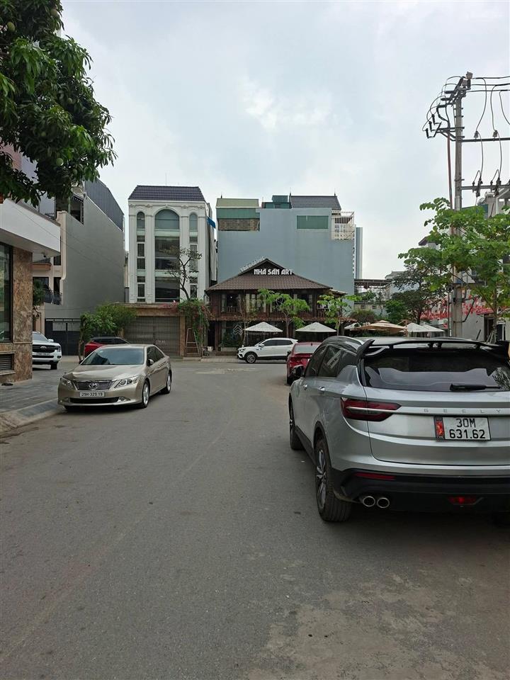 45m lô góc đường ngô xuân quảng ô tô thông gần cổng hv nông nghiệp 7,6 tỷ