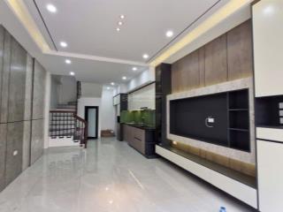 Nhà 5 tầng full nội thất mới koong đặng xá dt 42m2 chỉ 5,2 tỷ