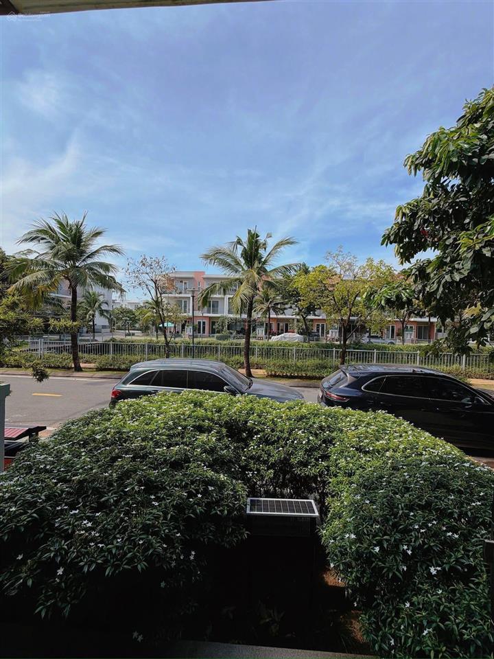 Cho thuê nhà biệt thự 120m2, 20 triệu, dragon village, phú hữu, q9, tp.hcm