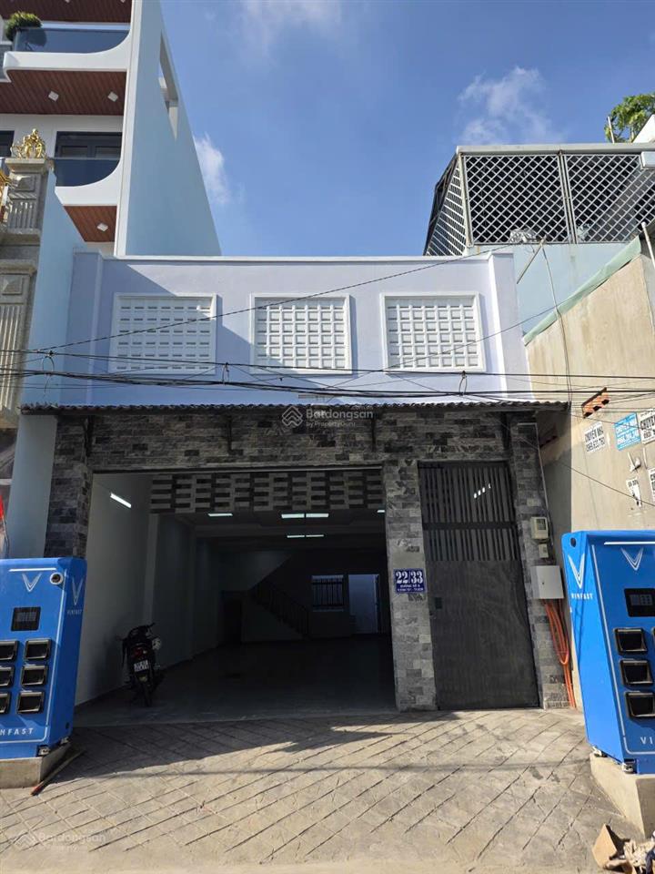 Bán nhà xưởng kết hợp nhà ở mới xây, tổng diện tích 230 m2, nở hậu 9.6 m