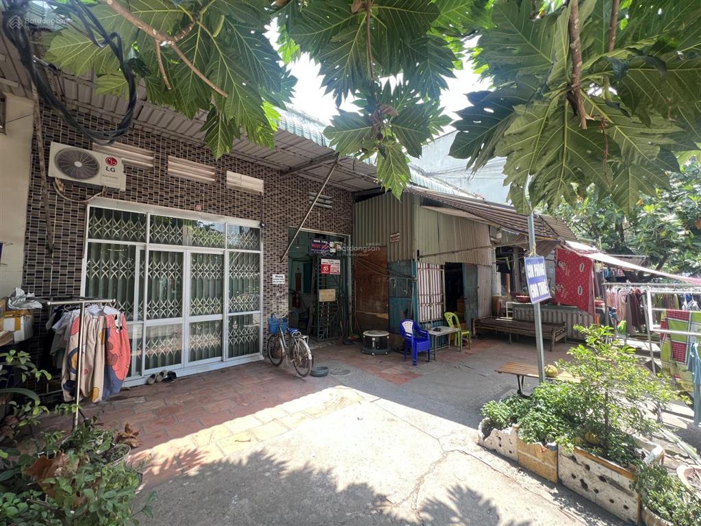 Bán đất 350m2 có 2 dãy trọ 22 phòng tại kdc thuận giao, bình dương