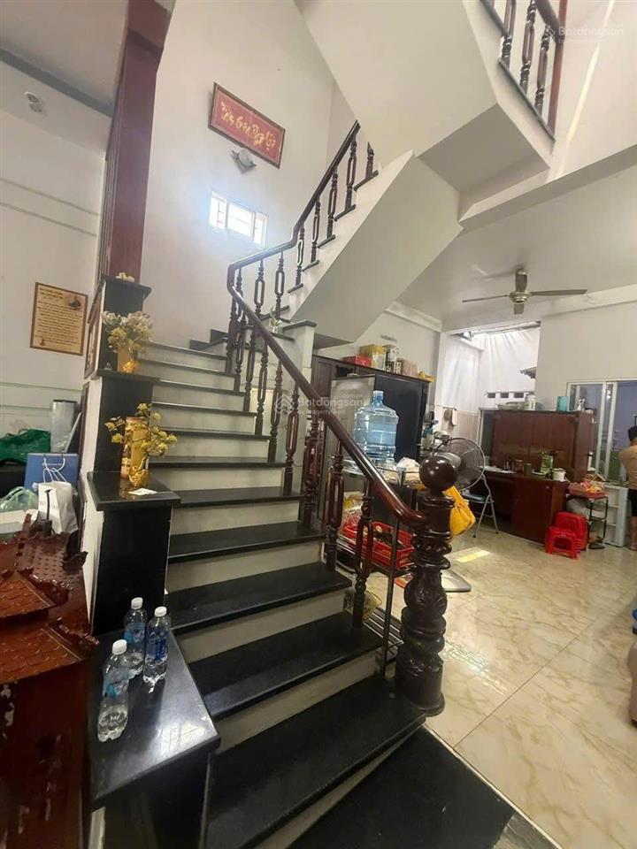 Chính chủ bán nhà mt phan văn hớn 5x32 shr 160m2 giá 13,8 tỷ kinh doanh cực tốt.  0933 655 ***