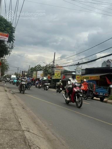 Cho thuê nhà mặt tiền đường phan văn hớn, hóc môn 9x60m, có sẵn 400m2 xây dựng, kinh doanh sầm uất