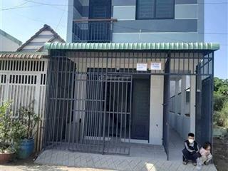 Dãy trọ mới xây kdc tân đức  đang cho 13 triệu/tháng